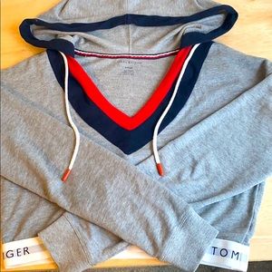 Tommy Hilfiger Hooded Crop Sweatshirt